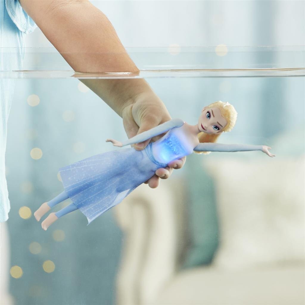 Disney Frozen 2 Splash And Sparkle Elsa Pop + Licht