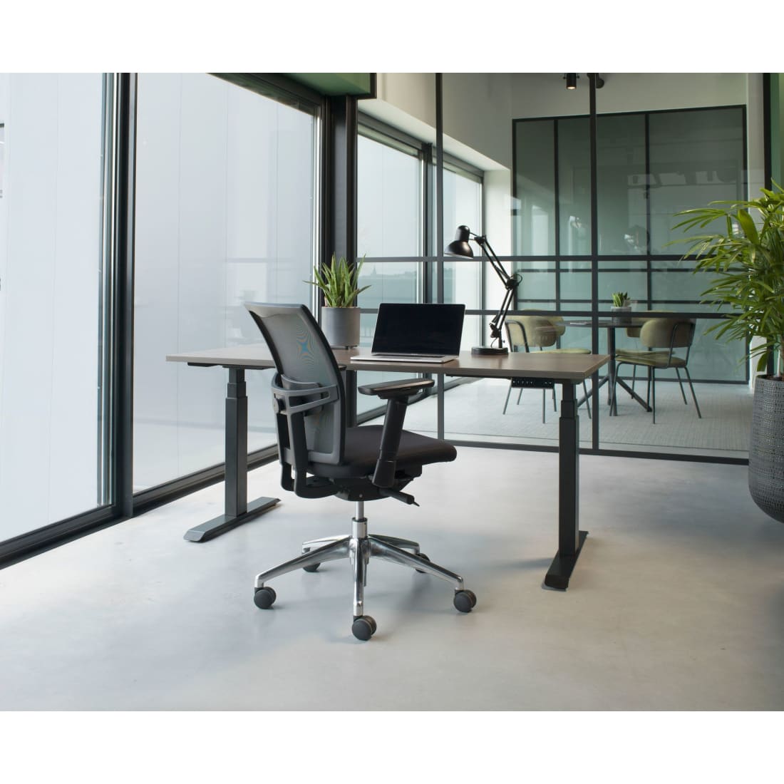 Bureaustoel Projectas V2 Mesh Black Edition - Ergonomisch Design (N)En 1335