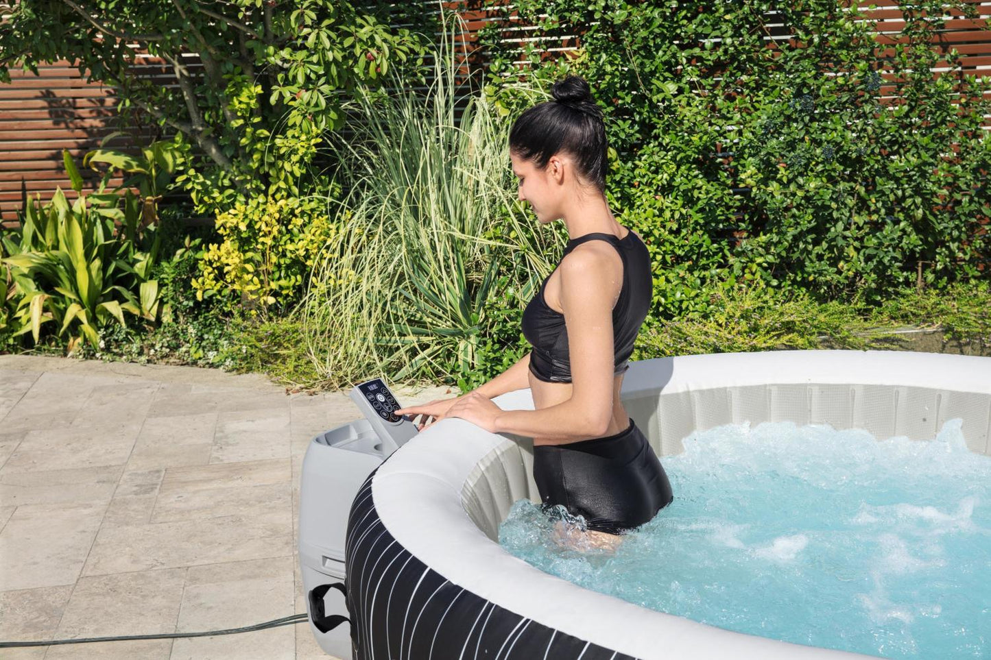 Bestway Lay-Z-Spa Hollywood Airjet Opblaasbare Hottub Met Leidene Verlichting (4-6 Persoon)